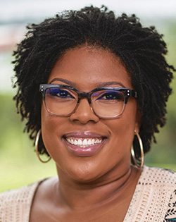 Saná Walker, SHRM-CP